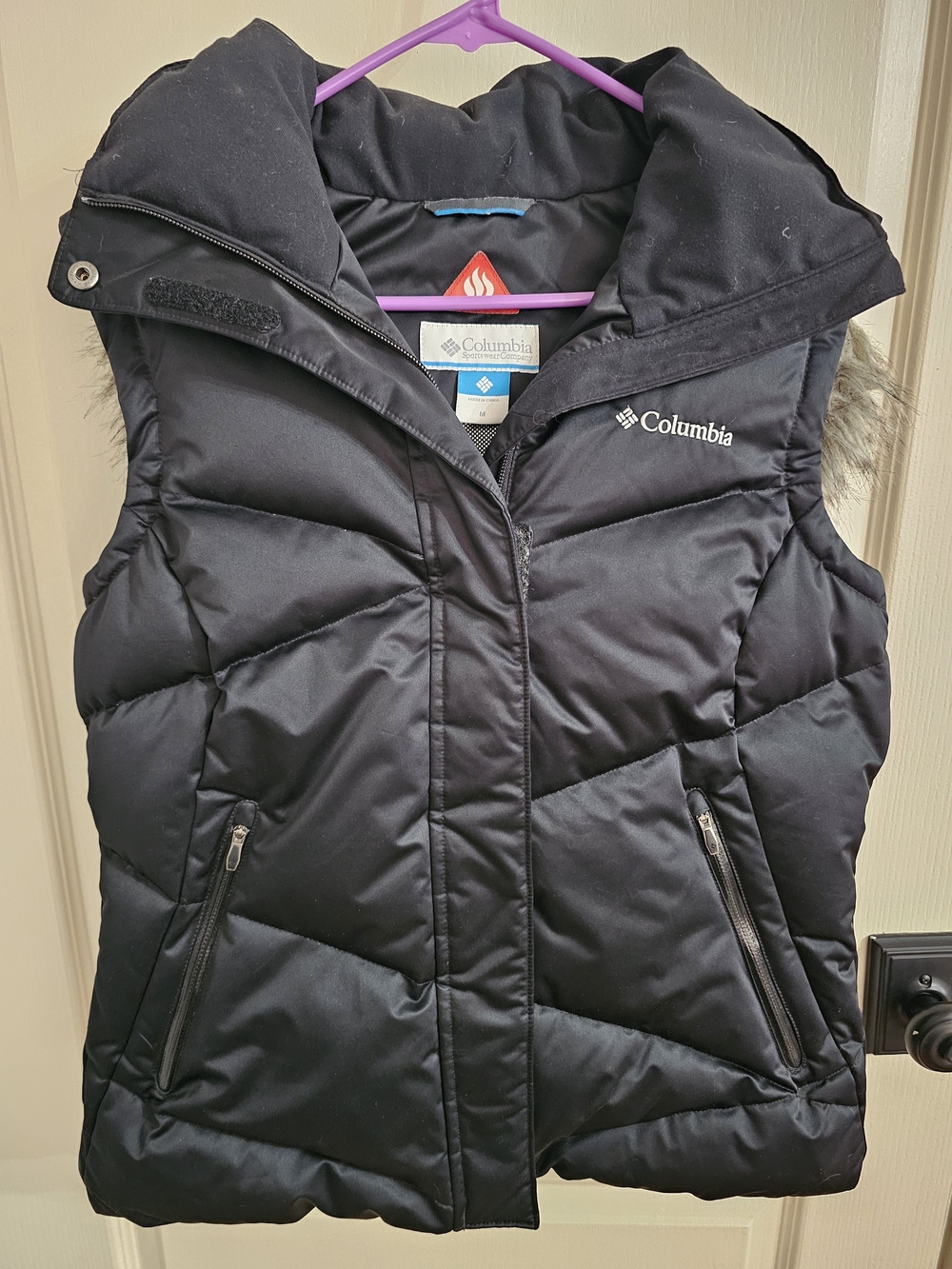 Columbia Women's Black Quilted Insulated Hooded Vest